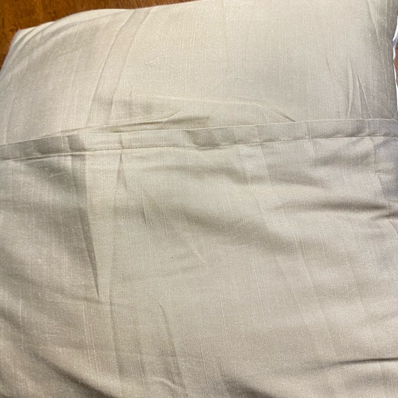 Laura Ashley Dillan 16 in. pillow with detailed stitching - Picture 5 of 7